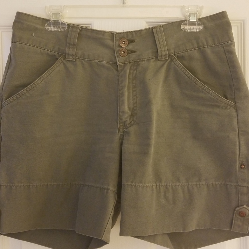 Greyish/army green cute shorts